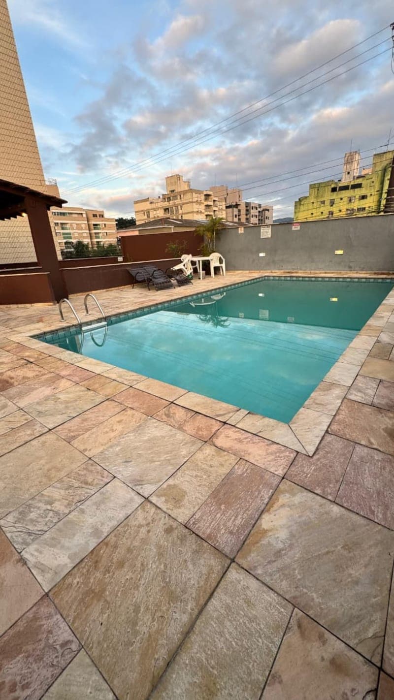BAIXOU DE PREÇO - Apartamento REFORMADO no Jardim Enseada - Guarujá